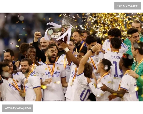 从管理运营到竞技表现全面解析巴萨与皇马巨大差距的多重深层原因